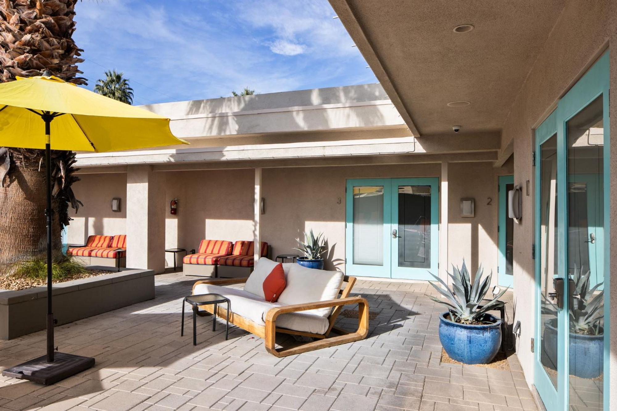 El Noa Noa Hotel Palm Springs Exterior photo