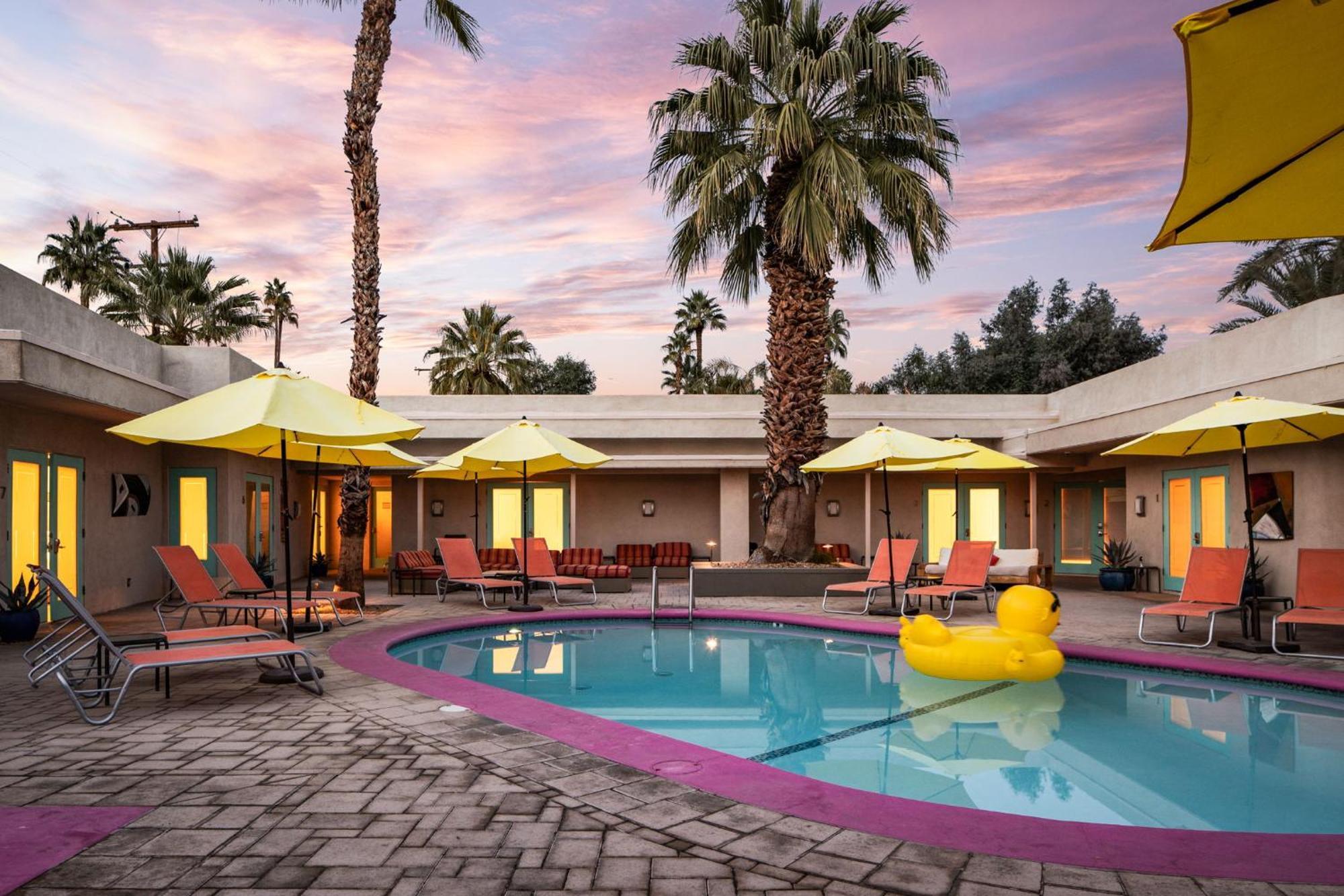 El Noa Noa Hotel Palm Springs Exterior photo