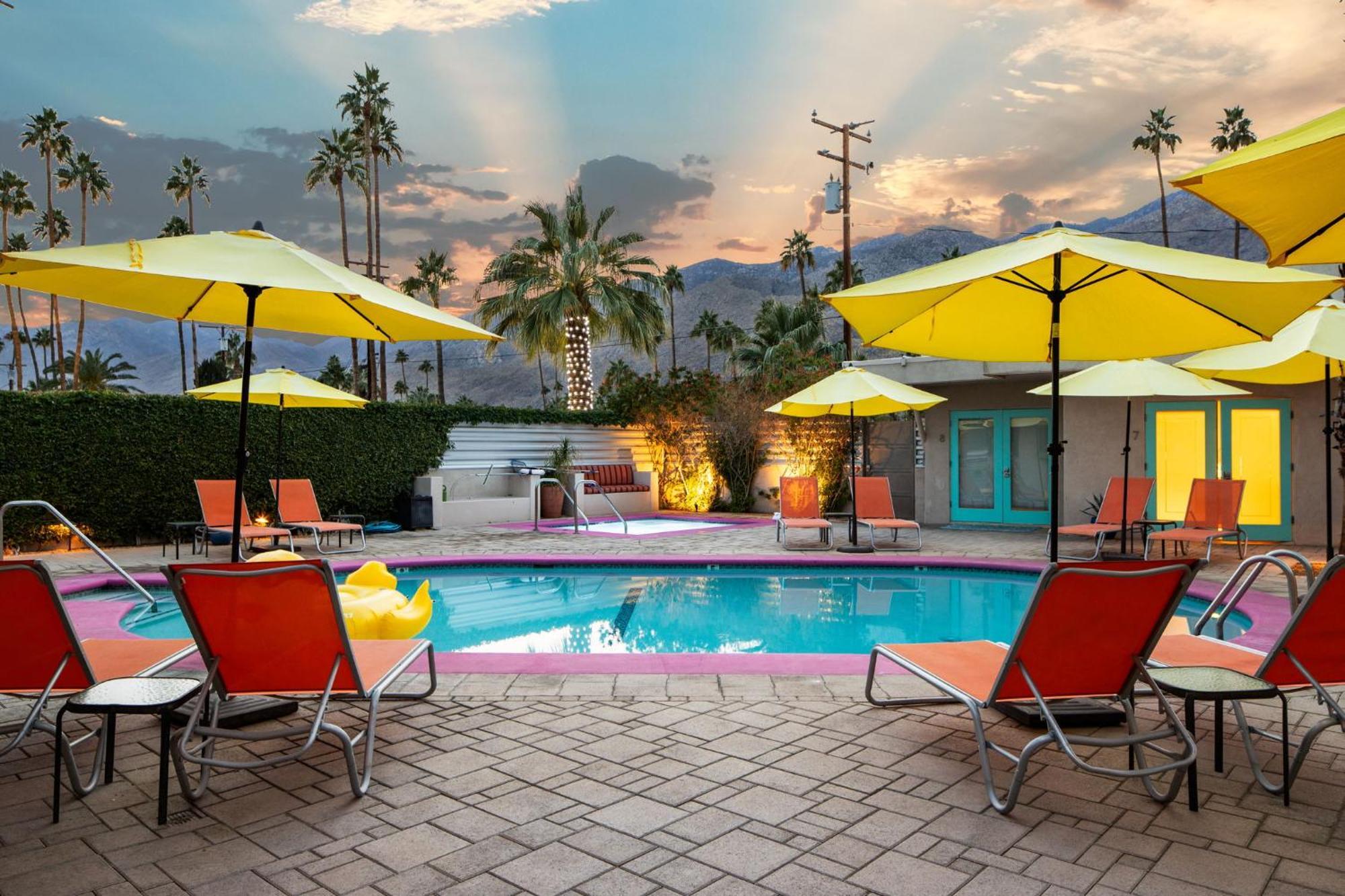 El Noa Noa Hotel Palm Springs Exterior photo